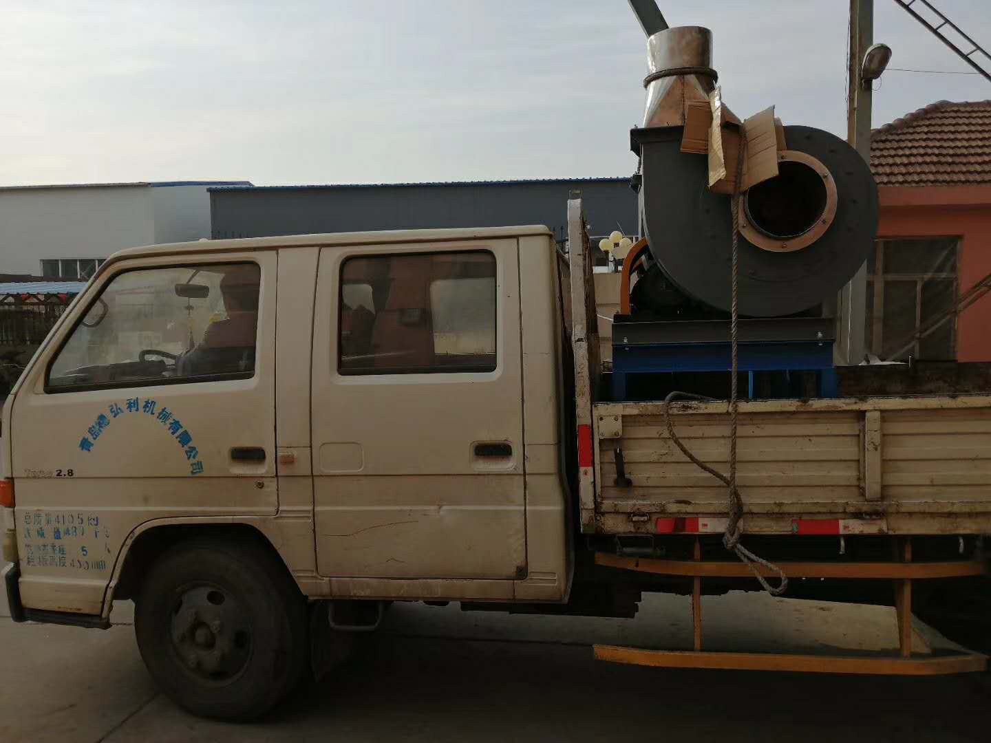 青島德弘利風(fēng)機(jī)廠家 青島德弘利風(fēng)機(jī)廠家